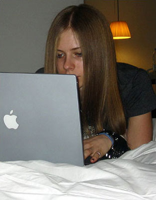 Apple Familie - Avril Lavigne (Tipp von Benjamin Mischke)